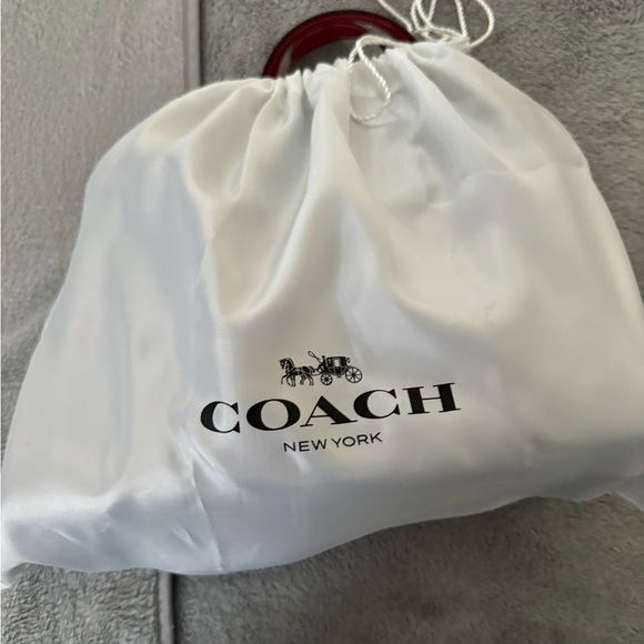 New Coach crossbody ❤️❤️❤️❤️❤️❤️ - Picture 2 of 6